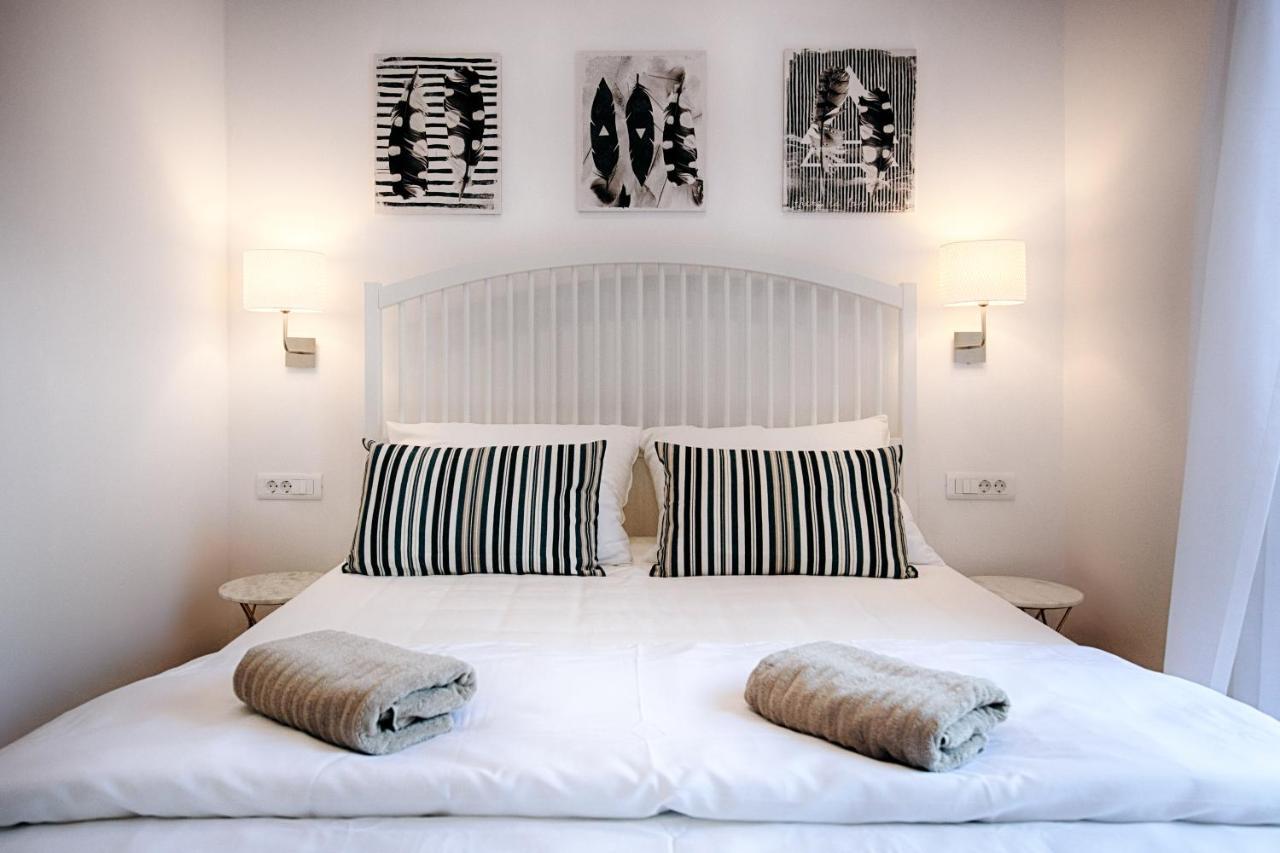 Seafront Rooms Koluna 코미자 외부 사진