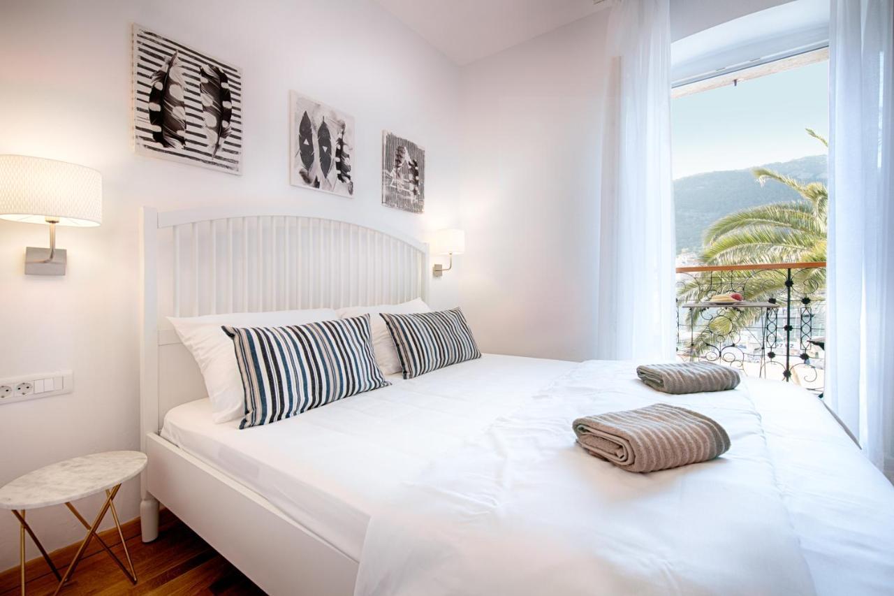 Seafront Rooms Koluna 코미자 외부 사진